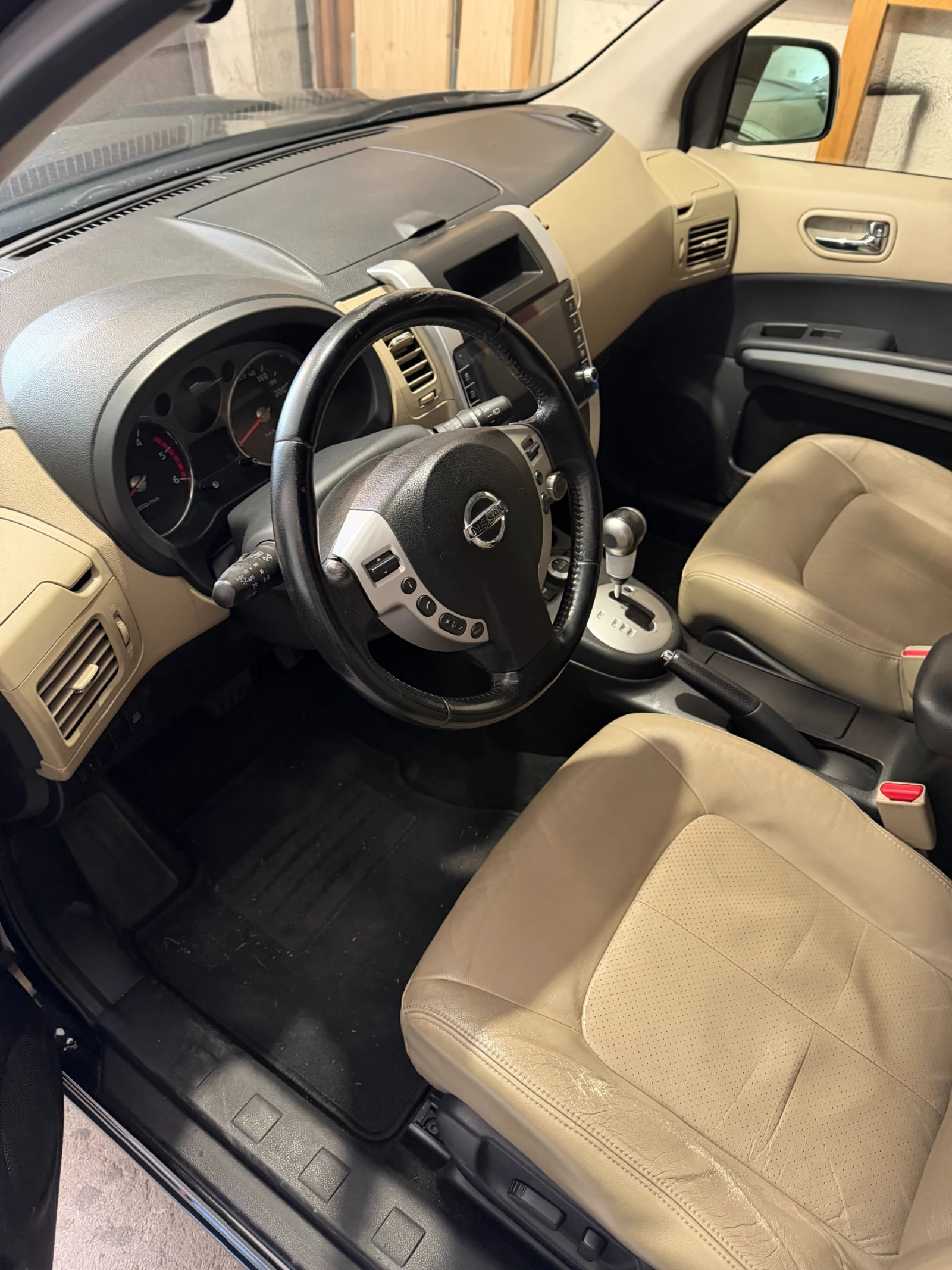 Nissan X-trail 2.0 dCi, снимка 14 - Автомобили и джипове - 54237117