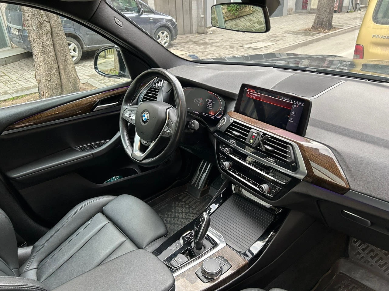 BMW X3 xDrive30i, снимка 8 - Автомобили и джипове - 54325755