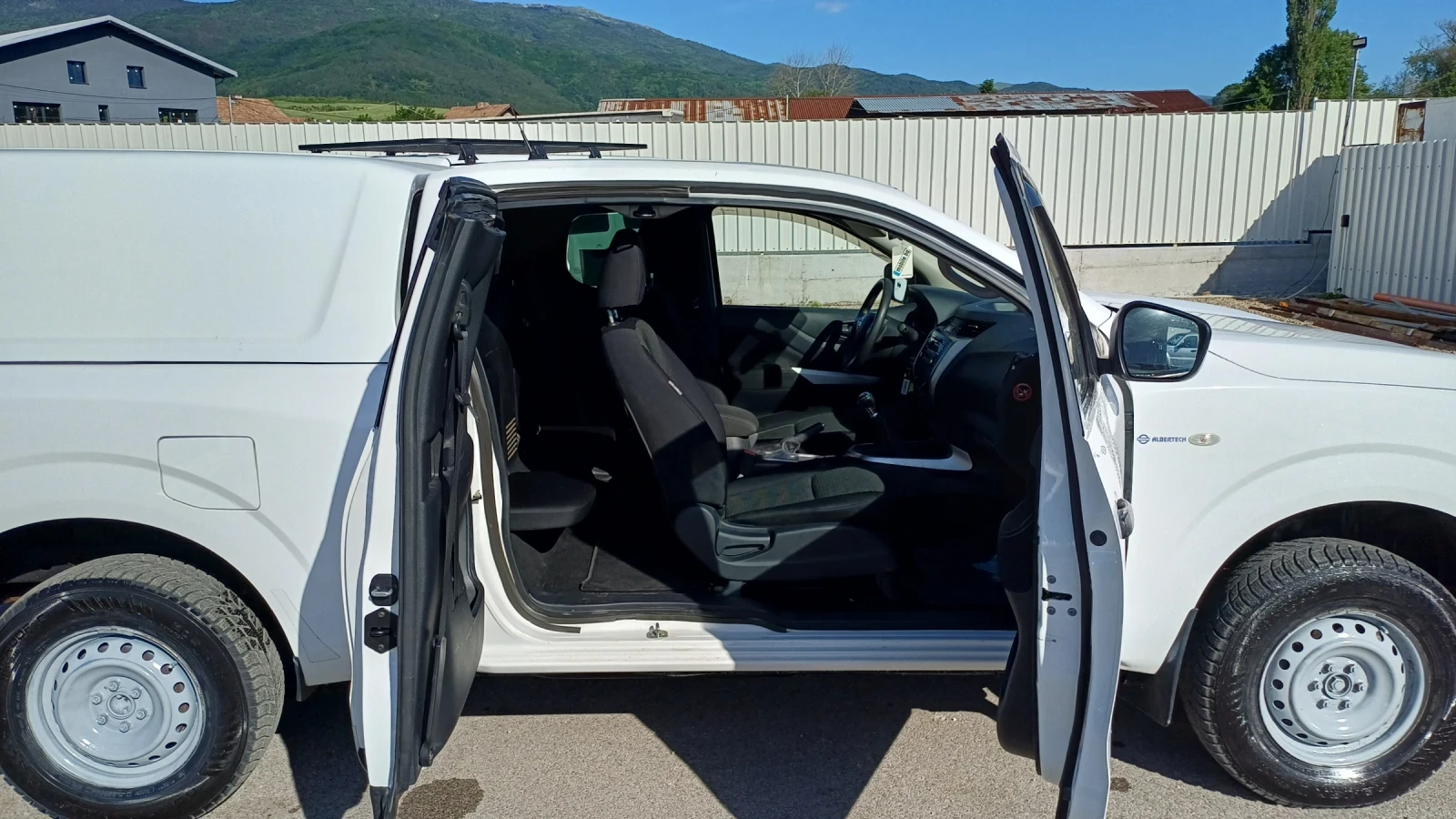 Nissan Navara KING CAB, снимка 9 - Автомобили и джипове - 54715056