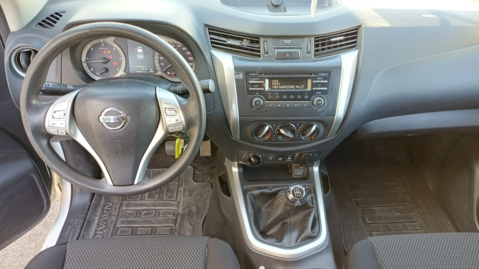 Nissan Navara KING CAB, снимка 10 - Автомобили и джипове - 54715056