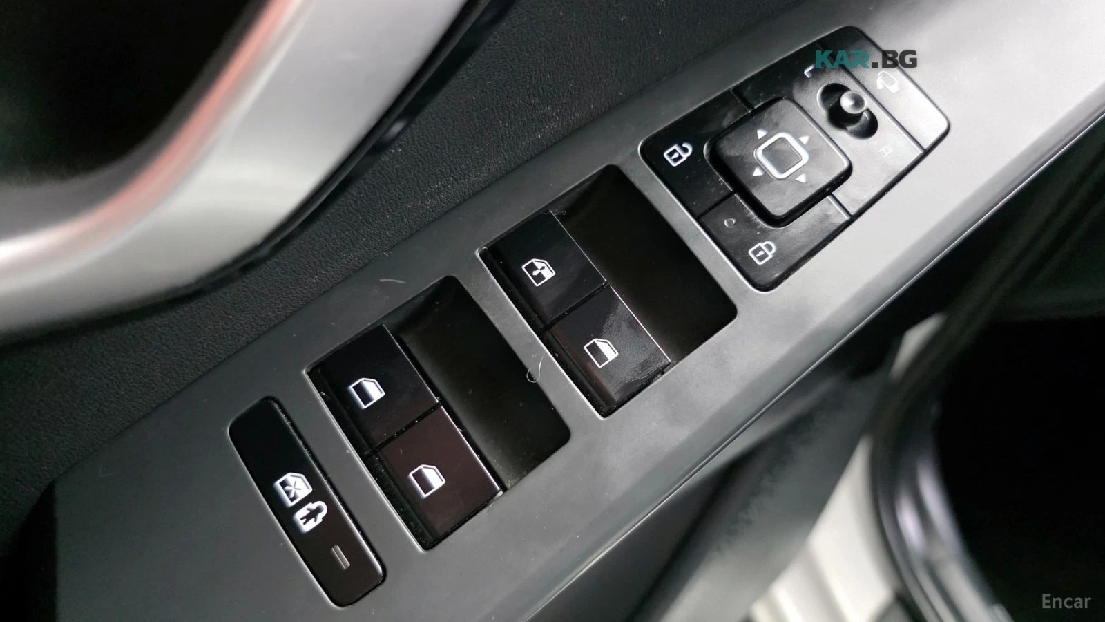 Kia Niro * TRENDY* HYBRID* КОЖА* ПОДГРЕВ* КАМЕРА* NAVI* LED, снимка 14 - Автомобили и джипове - 55029230