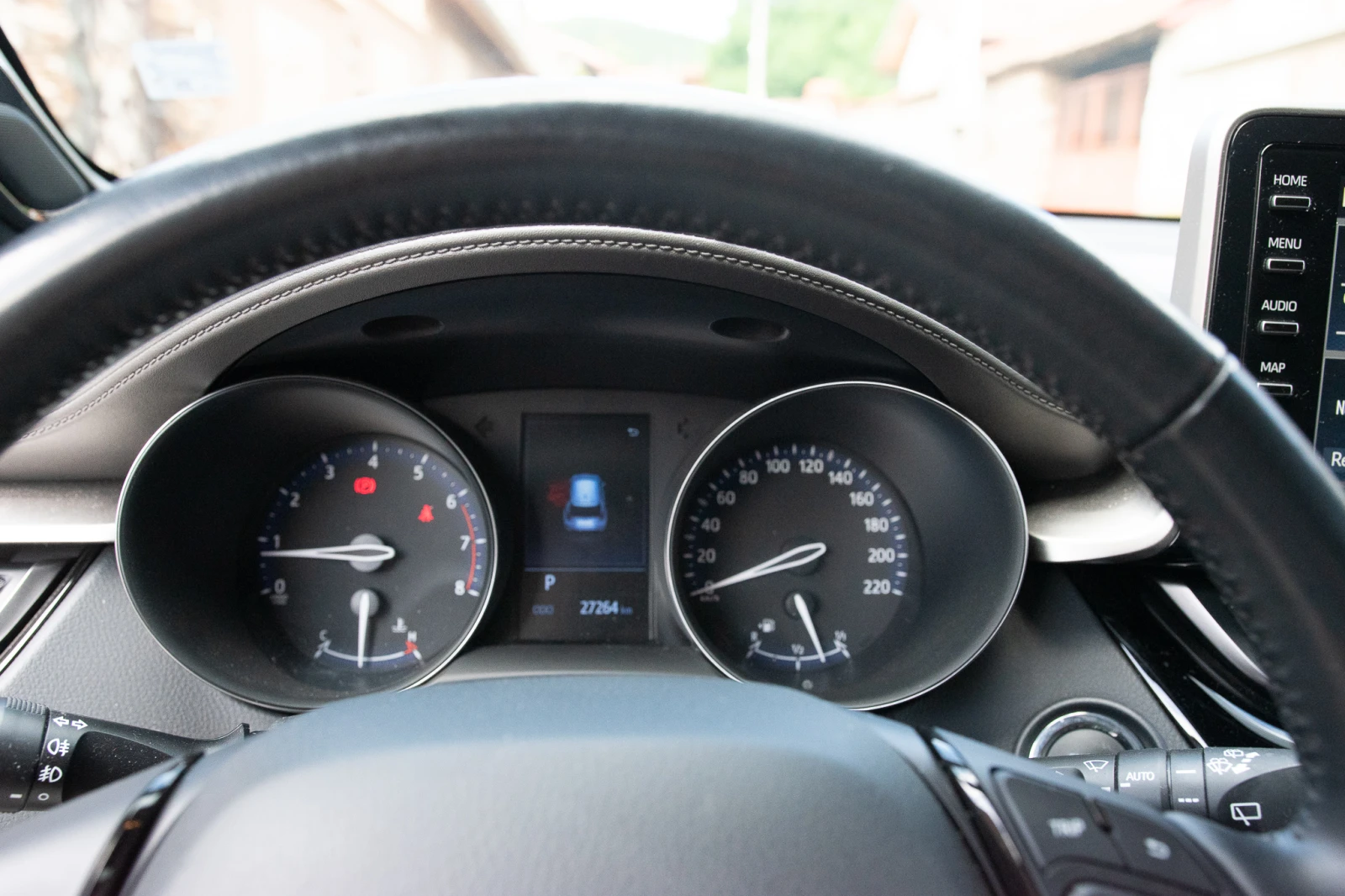 Toyota C-HR, снимка 11 - Автомобили и джипове - 55036183