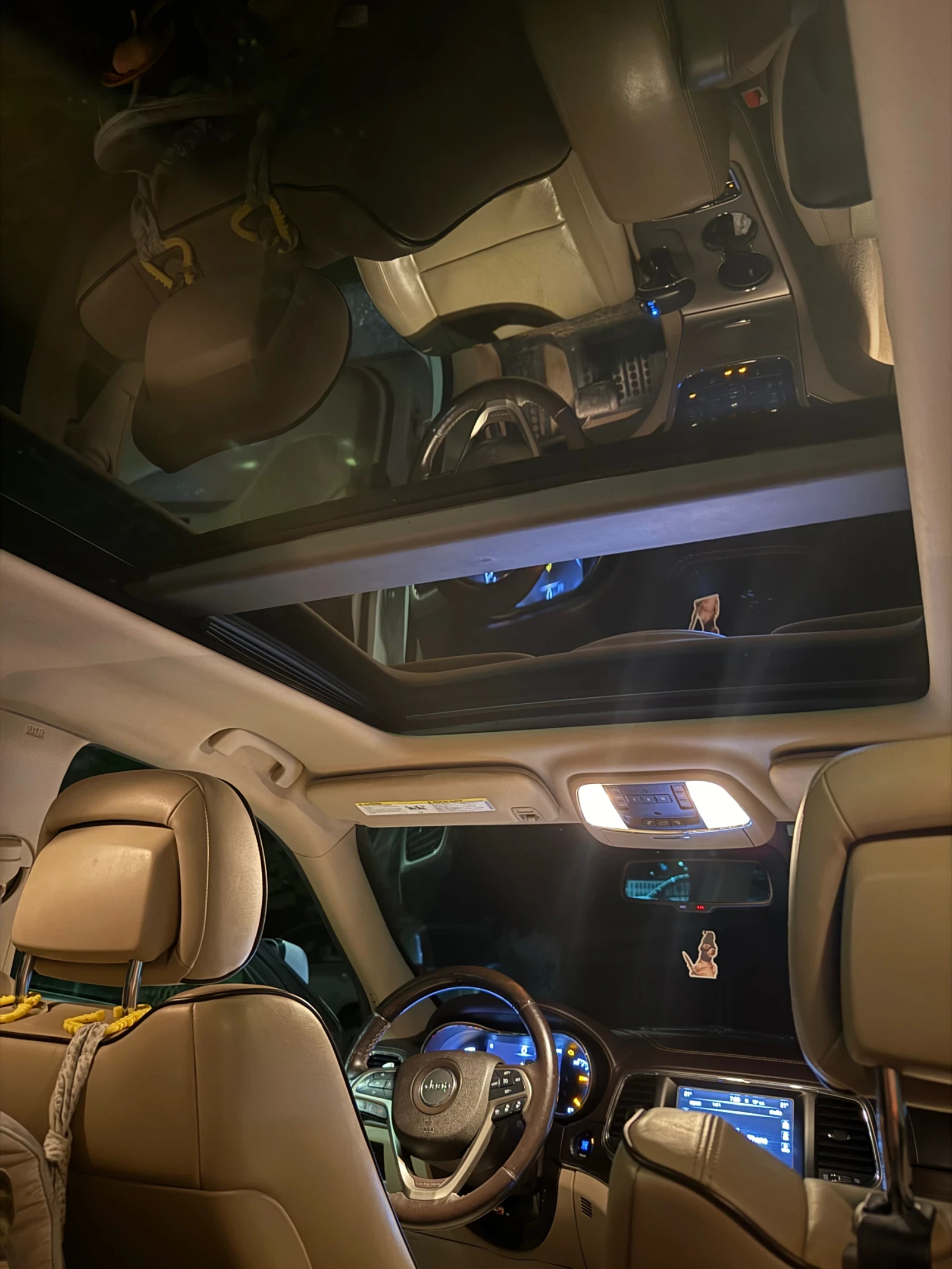 Jeep Grand cherokee Overland, снимка 9 - Автомобили и джипове - 55273668