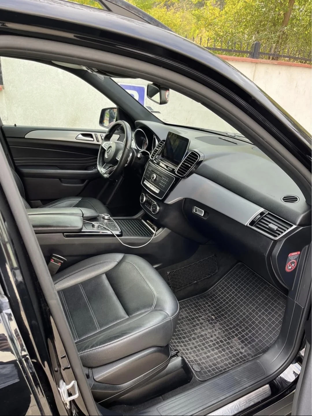 Mercedes-Benz GLE 43 AMG, снимка 6 - Автомобили и джипове - 55536069