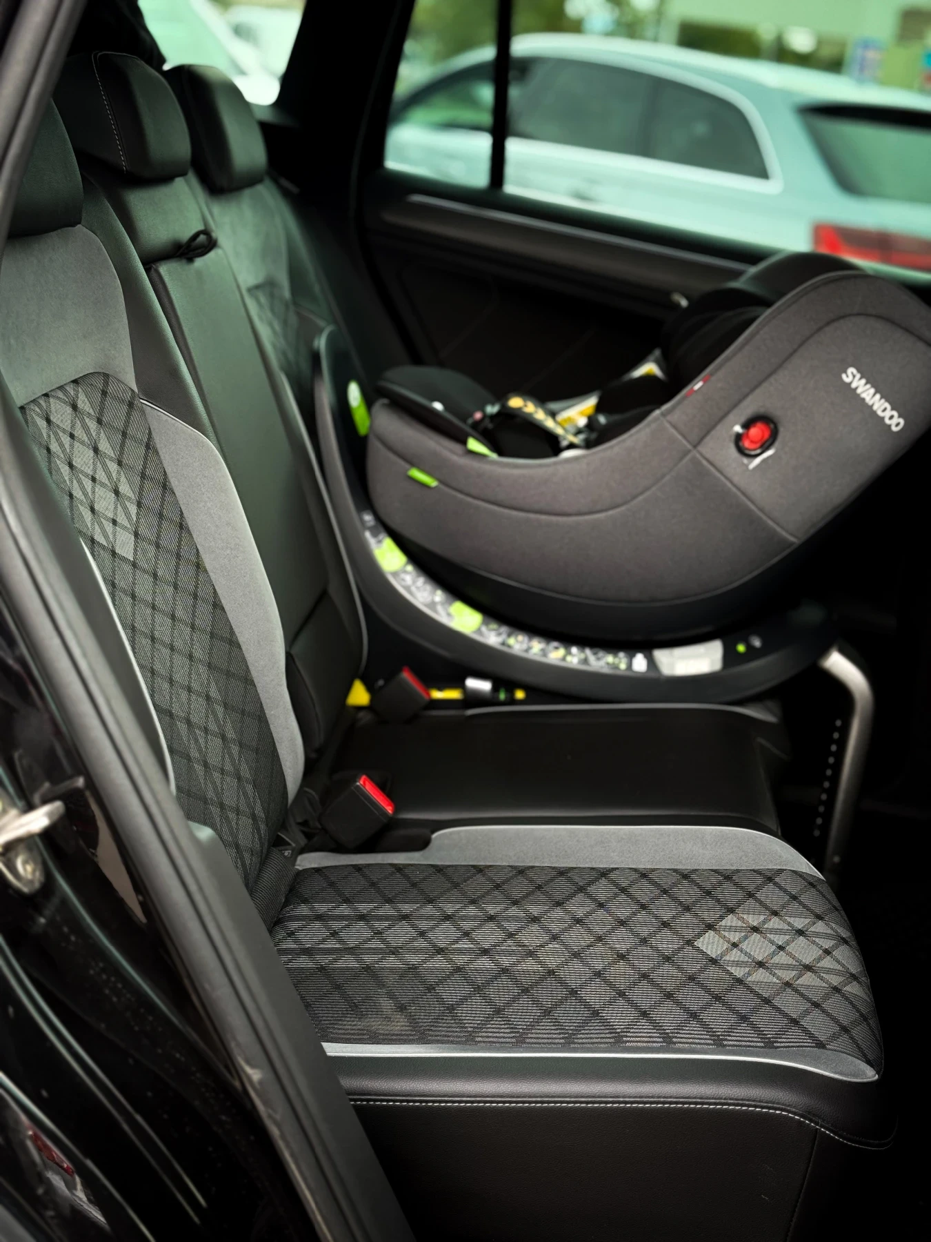 VW Tiguan 2.0TDI R-Line 4 Motion | Mobile.bg � ����������� 10