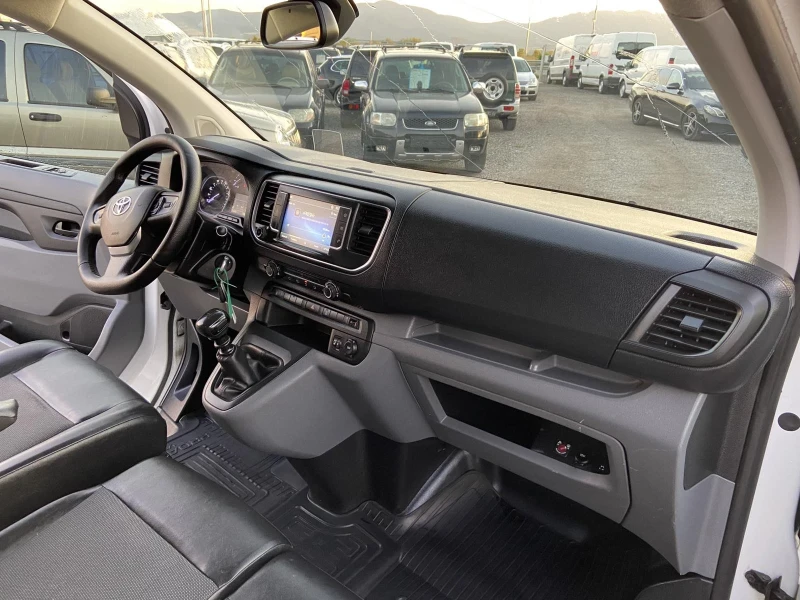 Toyota Proace Навигация  Блутут  категория Евро 6, снимка 16 - Бусове и автобуси - 51513488