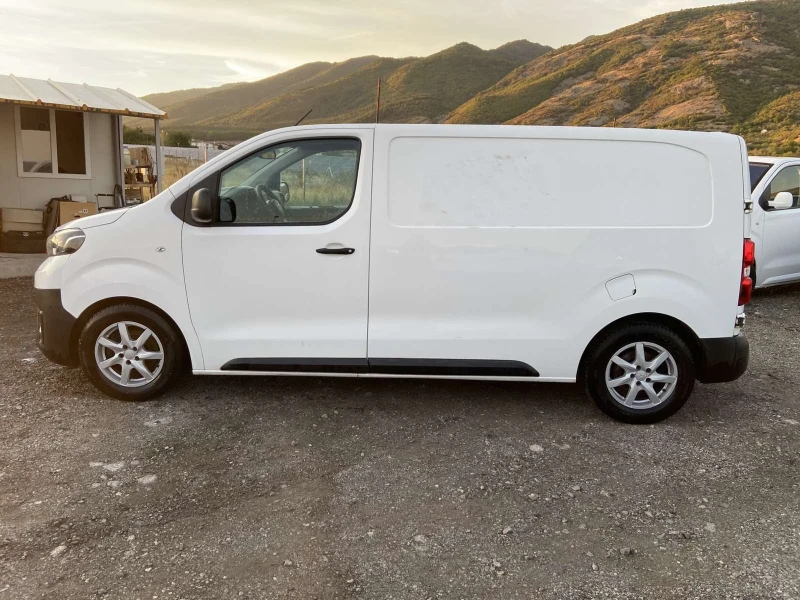 Toyota Proace Навигация  Блутут  категория Евро 6, снимка 4 - Бусове и автобуси - 51513488