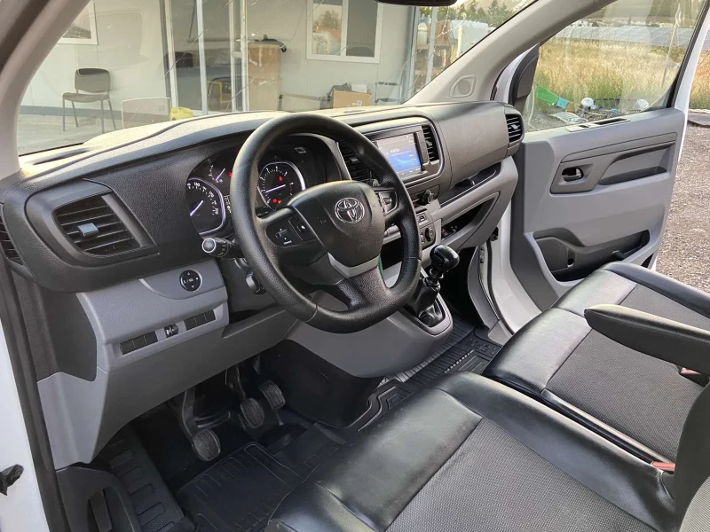 Toyota Proace Навигация  Блутут  категория Евро 6, снимка 15 - Бусове и автобуси - 51513488