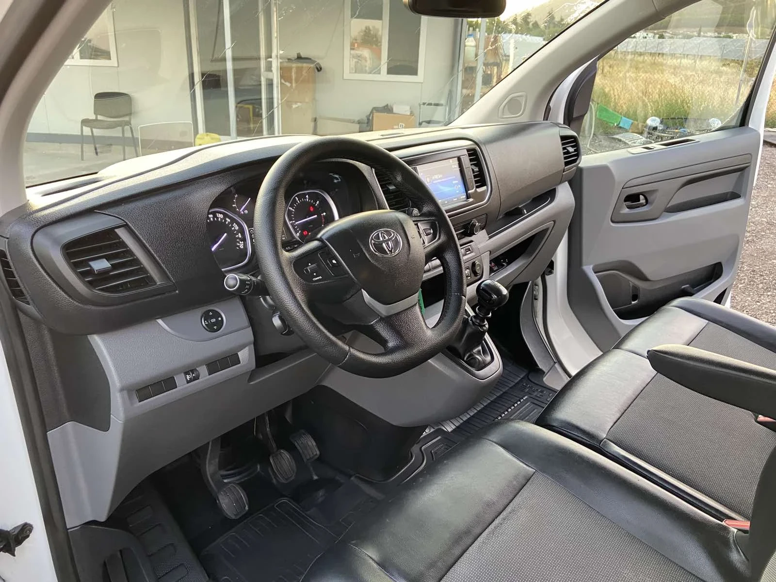 Toyota Proace Навигация  Блутут  категория Евро 6 - изображение 10