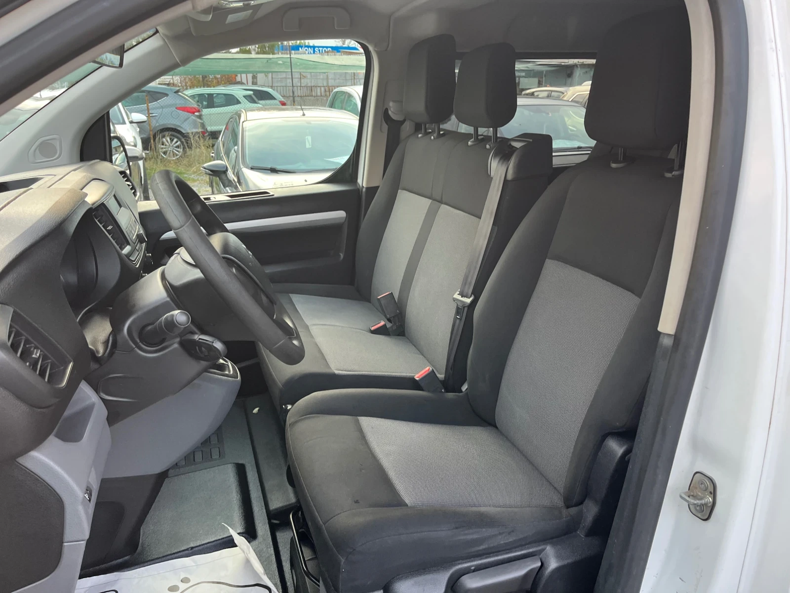 Citroen Jumpy 2.0HDI Combiniran 6 mesta - изображение 9