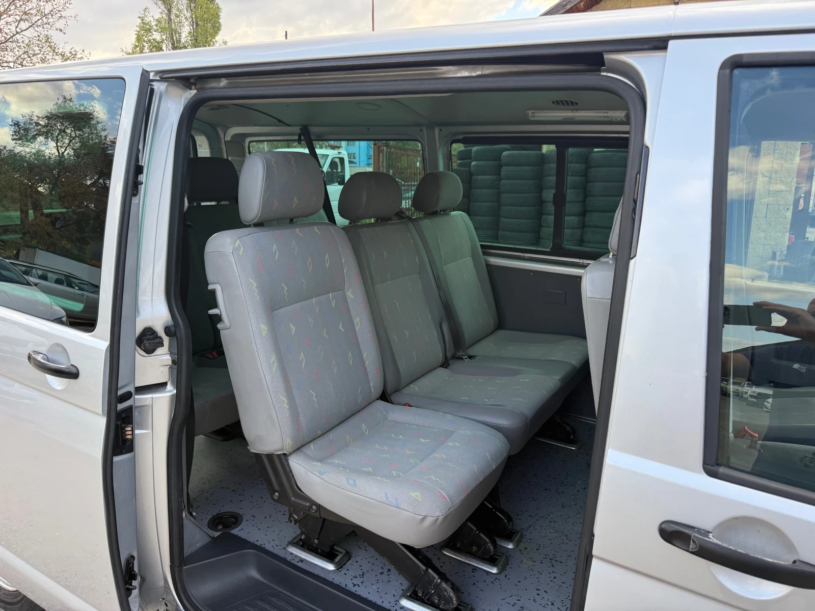 VW T5 2.5 tdi Caravelle 8+ 1 | Mobile.bg � ����������� 11
