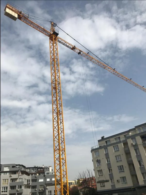 Кулокранове Liebherr 50/63LC 24м-48м (Продажба или Наем), снимка 2 - Индустриална техника - 47182131