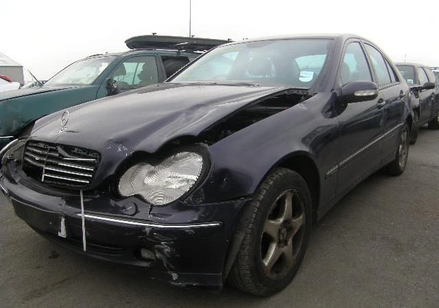 Трансмисия за Mercedes-Benz C 270, снимка 2 - Части - 22410905