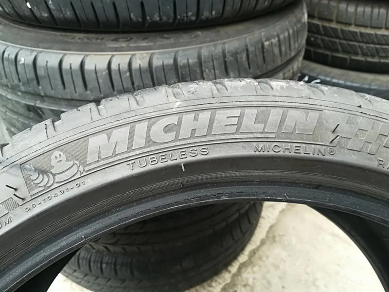 Гуми Летни 225/40R18, снимка 3 - Гуми и джанти - 21506219