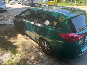 Toyota Auris, снимка 6