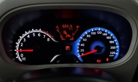 Nissan Cube undefined | Auto.bg — изображение 8