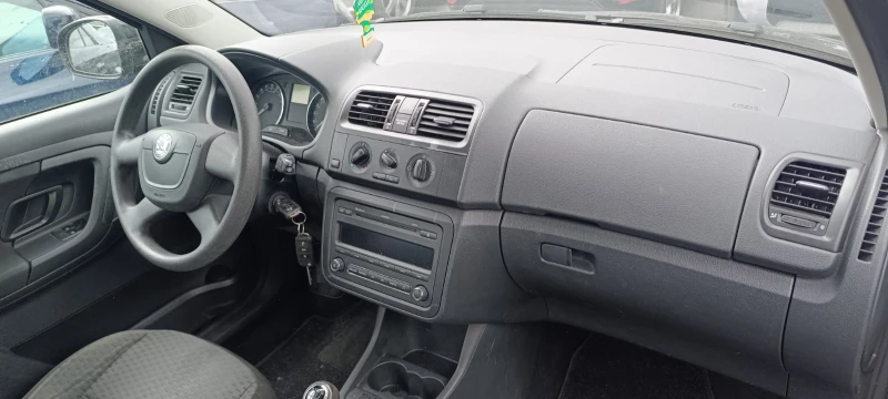 Skoda Fabia 1.2i /1.4TDi, снимка 16 - Автомобили и джипове - 14914060