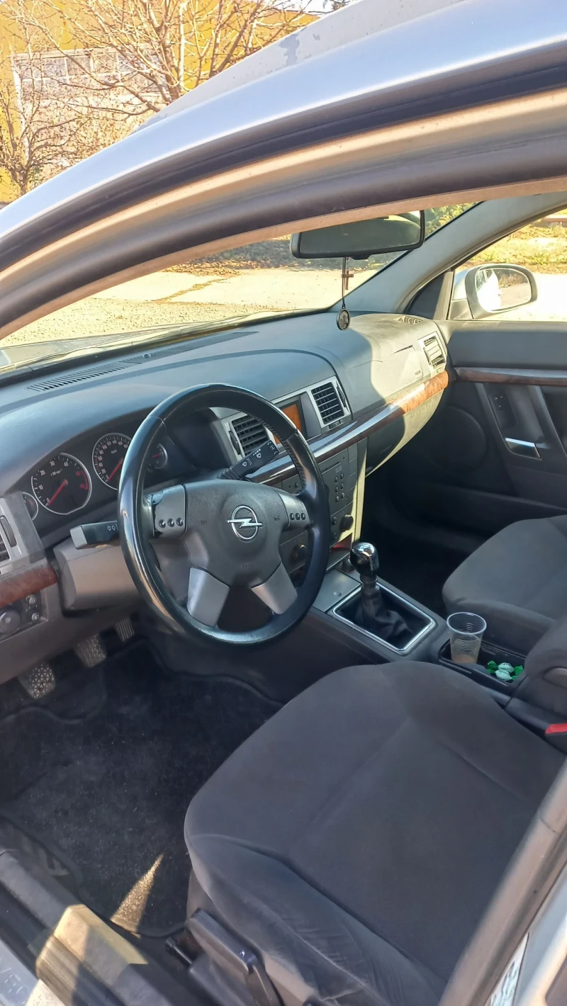 Opel Vectra 1.9 CDTI, снимка 4 - Автомобили и джипове - 48577246