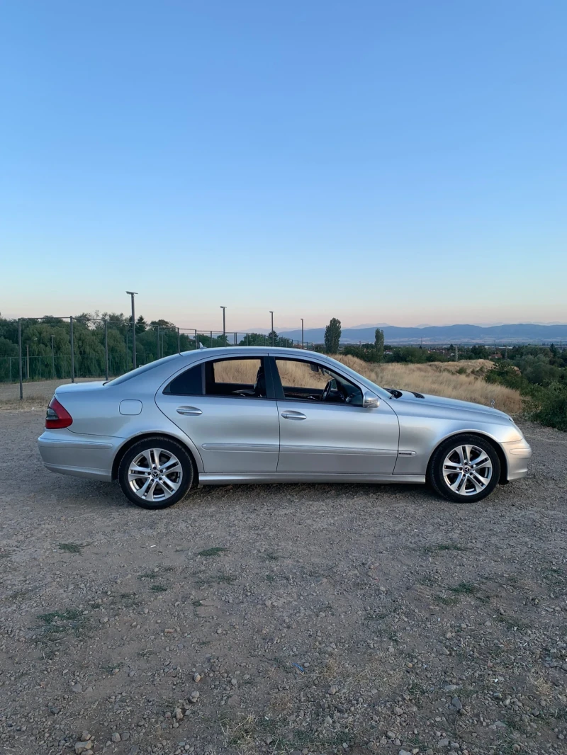 Mercedes-Benz E 280 4 matic, снимка 5 - Автомобили и джипове - 48897658