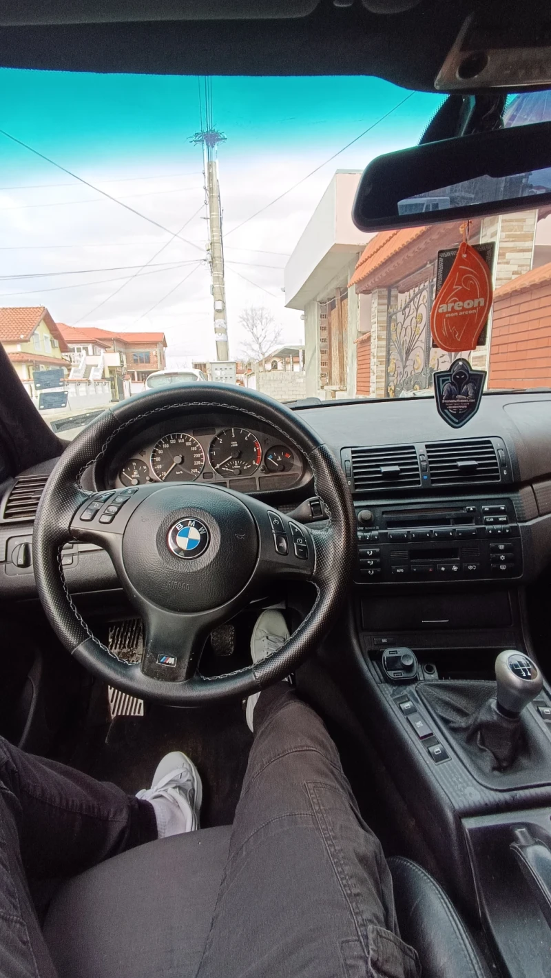 BMW 330, снимка 2 - Автомобили и джипове - 49225432