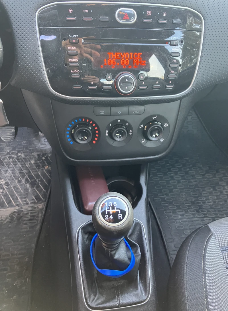 Fiat Punto EVO 1.4 CNG, снимка 10 - Автомобили и джипове - 51845364