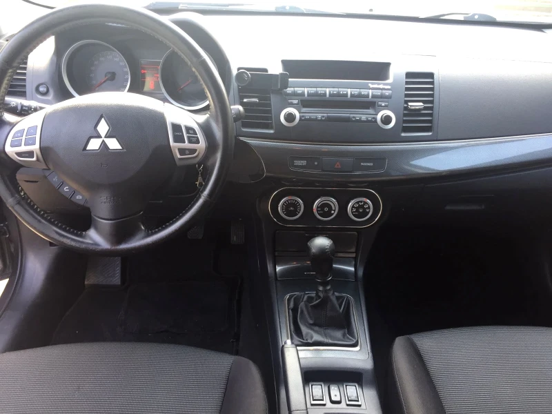Mitsubishi Lancer Sportback, снимка 5 - Автомобили и джипове - 53172292