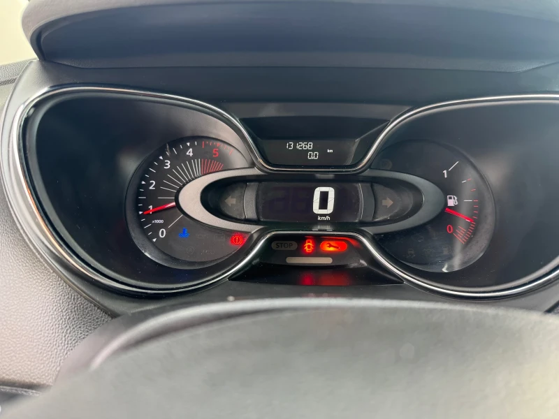 Renault Captur 1.5 dci evro 6, снимка 8 - Автомобили и джипове - 53399888