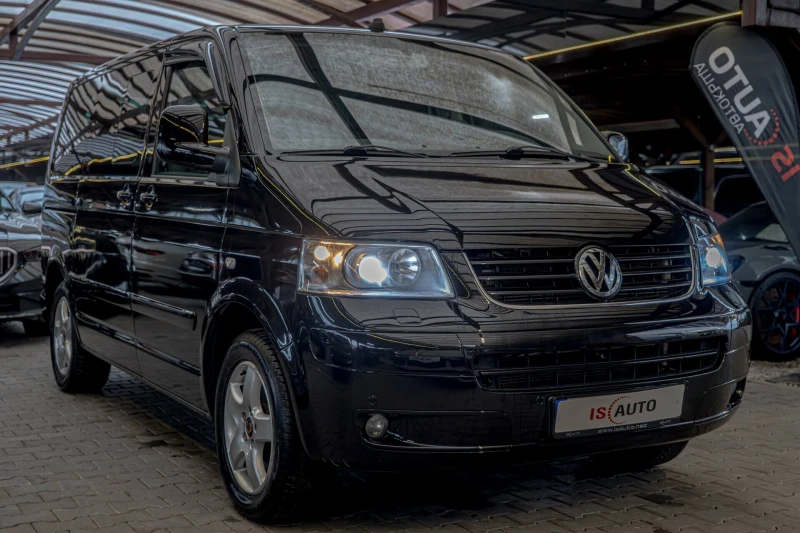 VW Multivan 2.5TDI/4Motion/Highline/Ксенон/Навигация/Подгрев/А, снимка 2 - Автомобили и джипове - 53472286