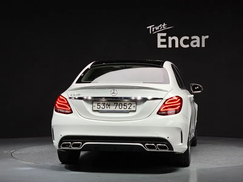 Mercedes-Benz C 200, снимка 4 - Автомобили и джипове - 55110294