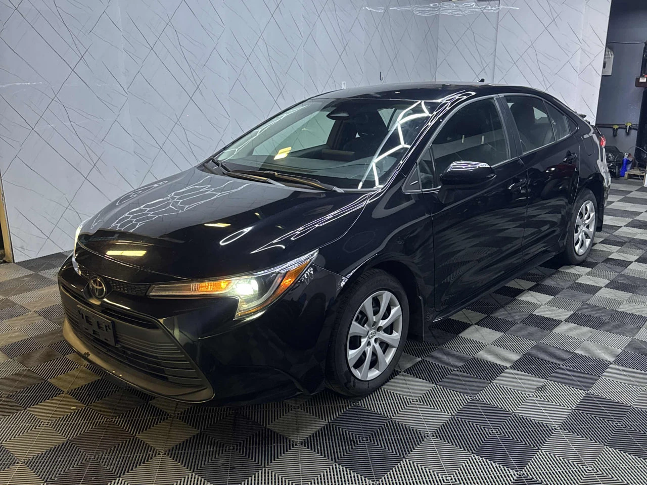 Toyota Corolla CARFAX* АВТОФИНАНСИРАНЕ* БЕЗ ПЪРВОНАЧАЛНА ВНОСКА* , снимка 1