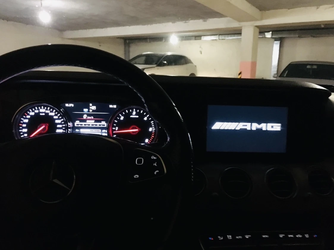 Mercedes-Benz E 200  - изображение 4