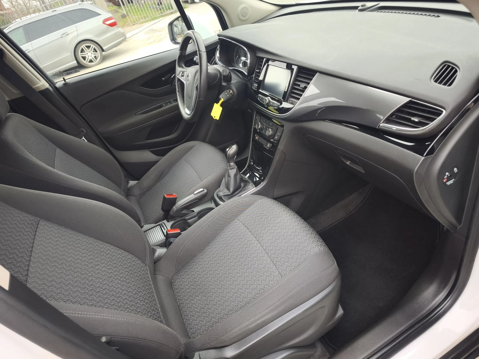 Opel Mokka X 1.6i ПЪЛНА СЕРВИЗНА ИСТОРИЯ НОВА !!! - изображение 9