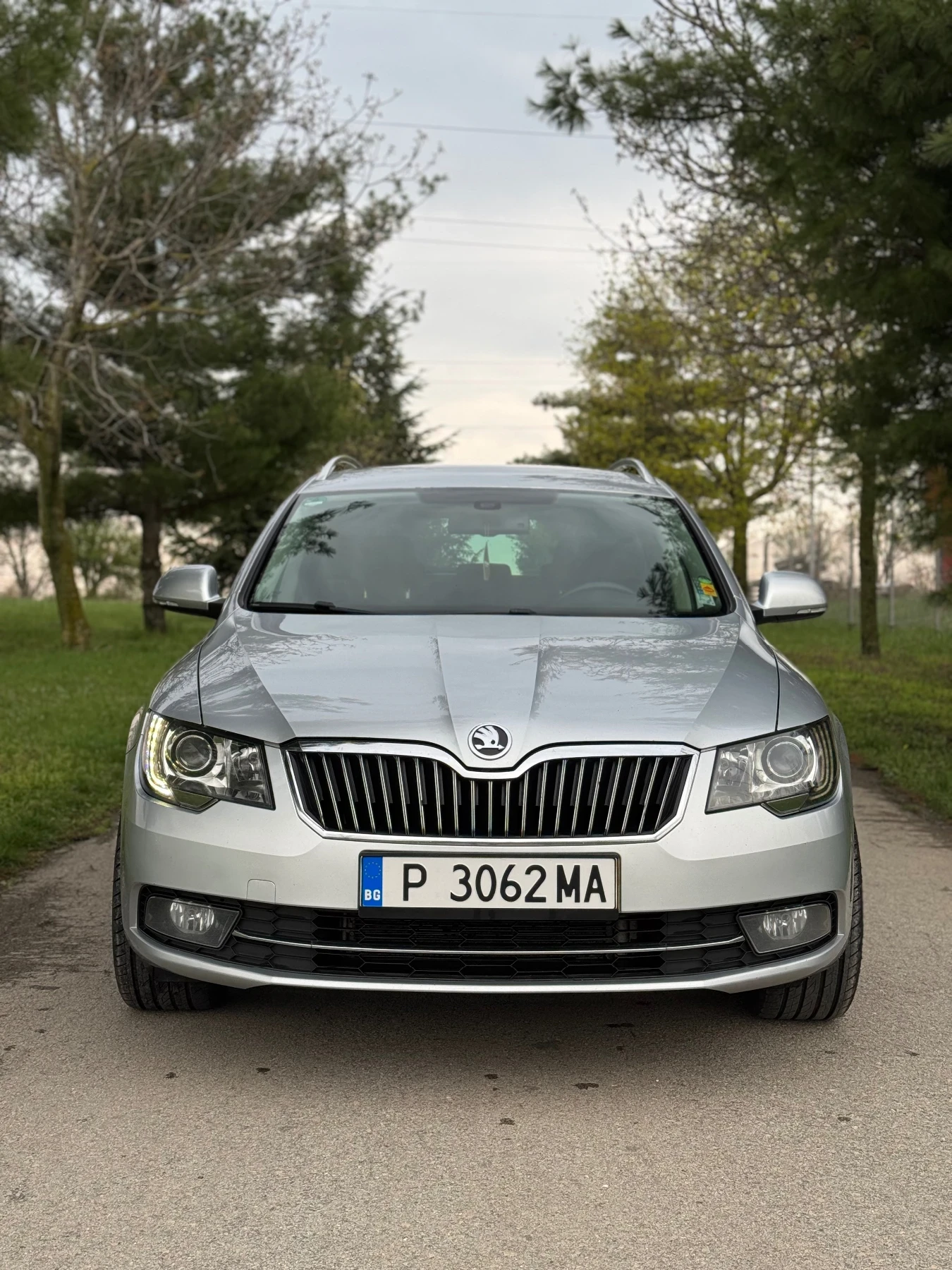 Skoda Superb 2.0TDI 170к.с. DSG 2014  - изображение 2