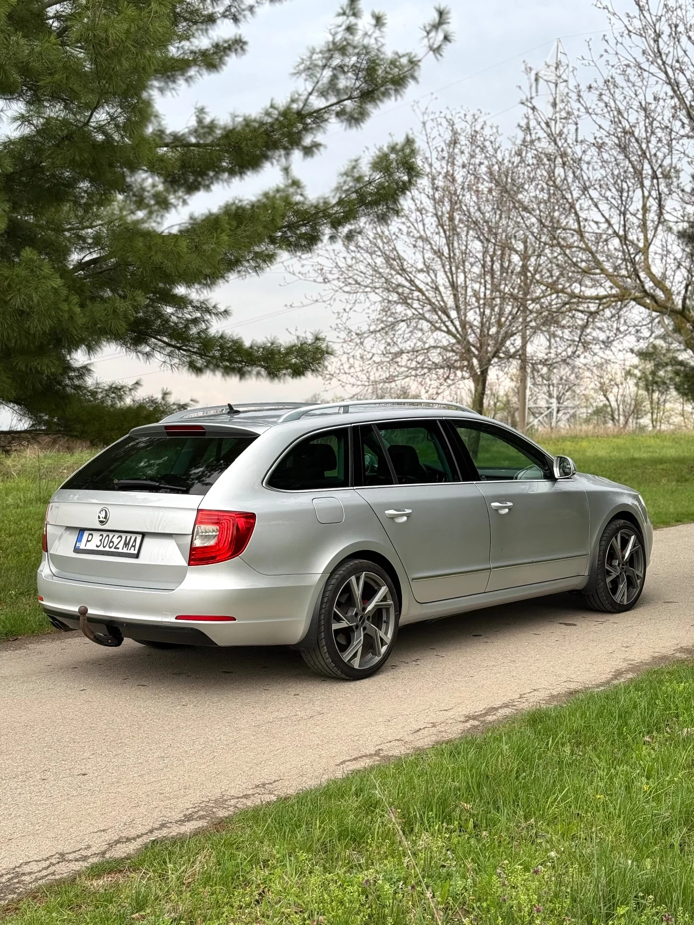 Skoda Superb 2.0TDI 170к.с. DSG 2014  - изображение 4