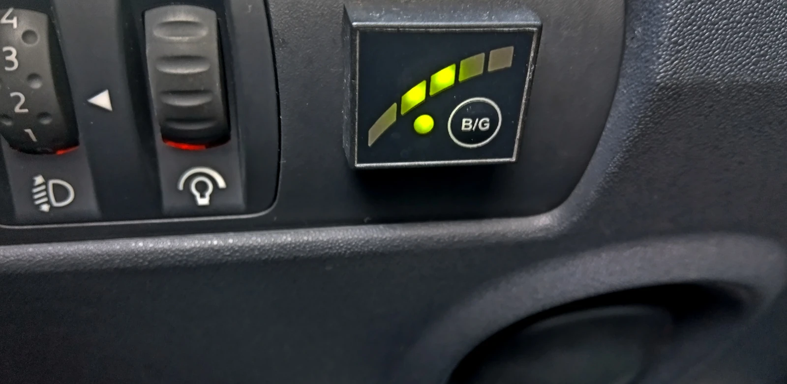 Renault Megane II.1.6 16V. LPG. A/C. ЕКО-4 - изображение 7