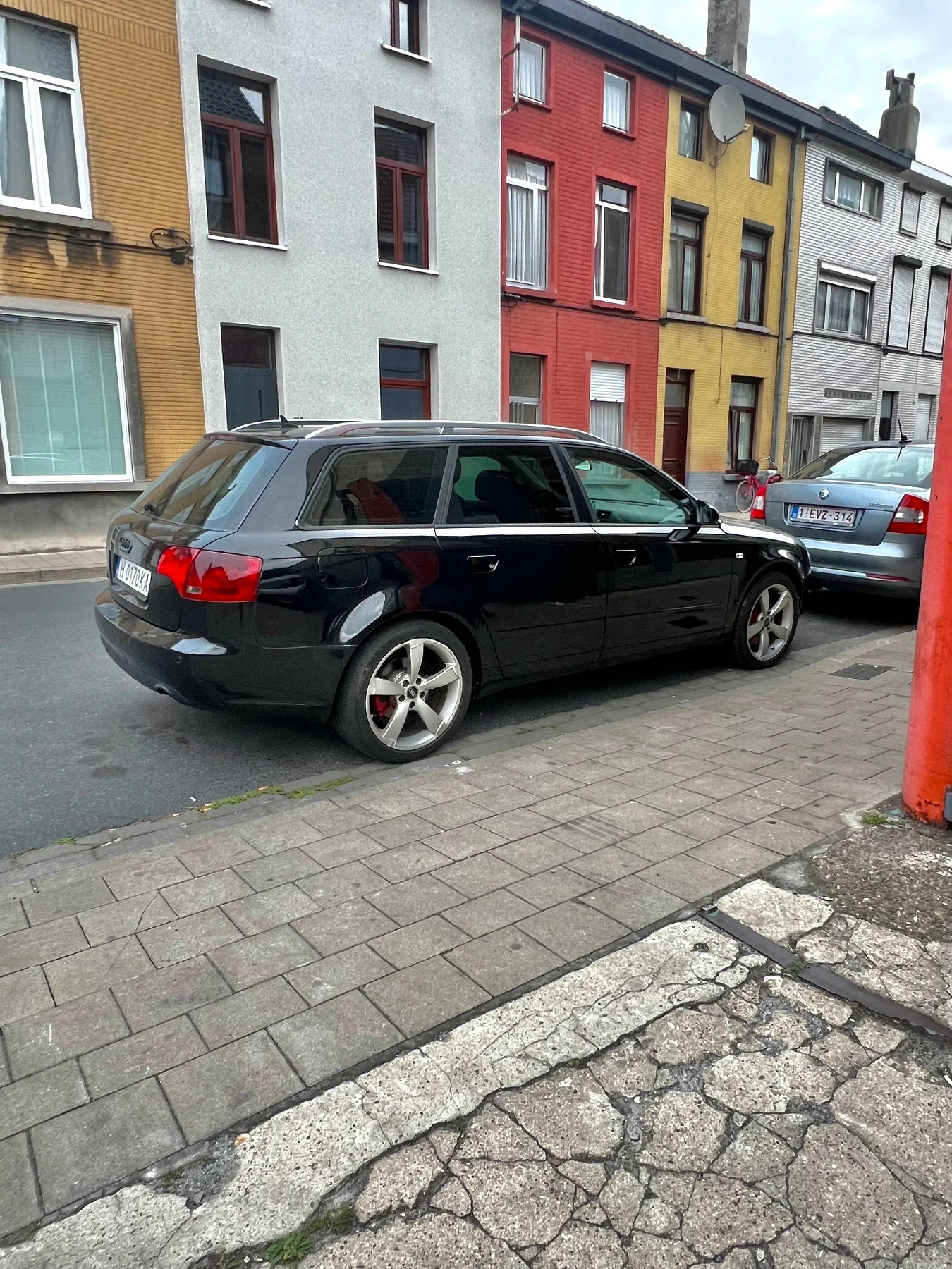 Audi A4  - изображение 2