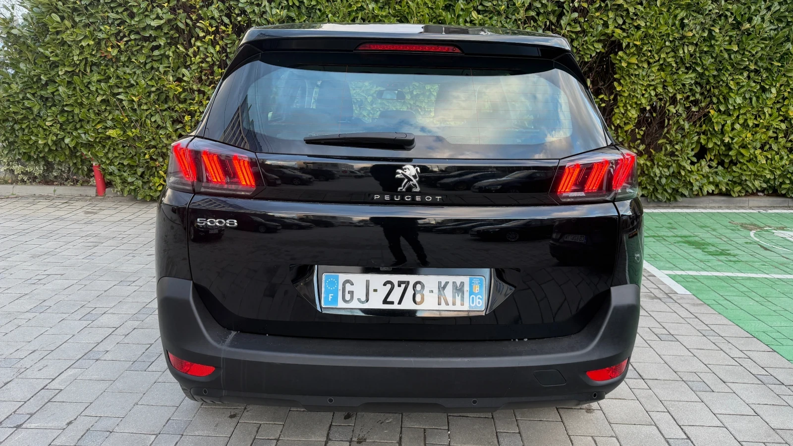 Peugeot 5008 EAT8 7places 83.500km TOP - изображение 4