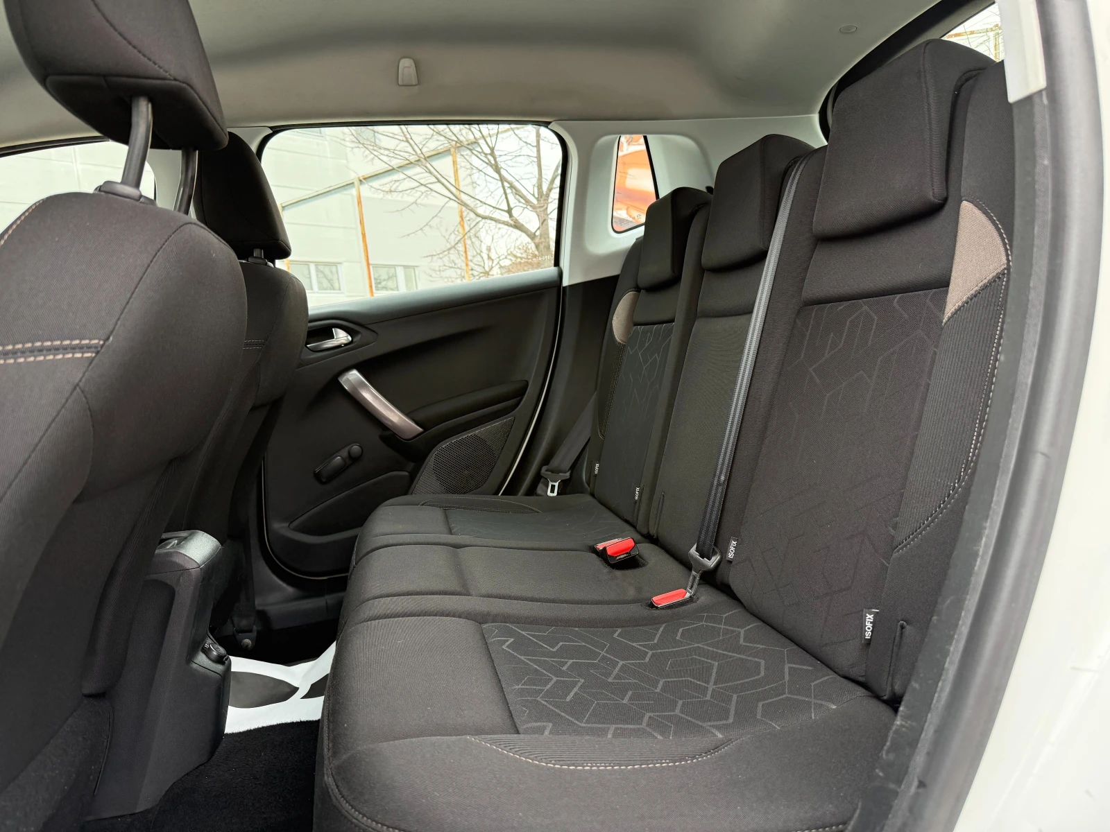 Peugeot 2008  - изображение 9