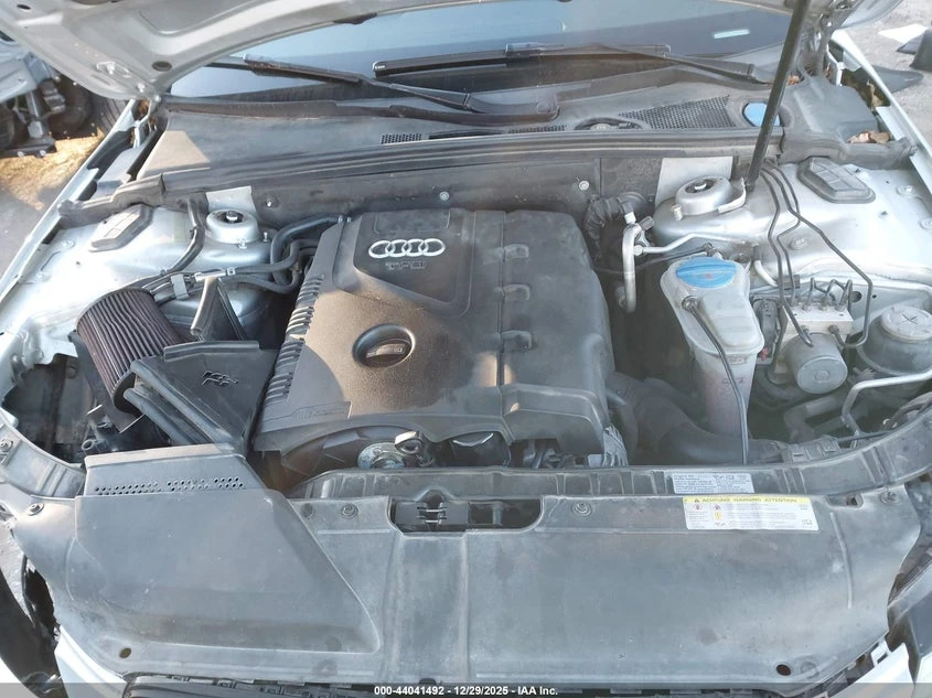 Audi A4 2.0L I-4 DI, DOHC, VVT, TURBO, 211HP Front Wheel, снимка 10 - Автомобили и джипове - 53978245