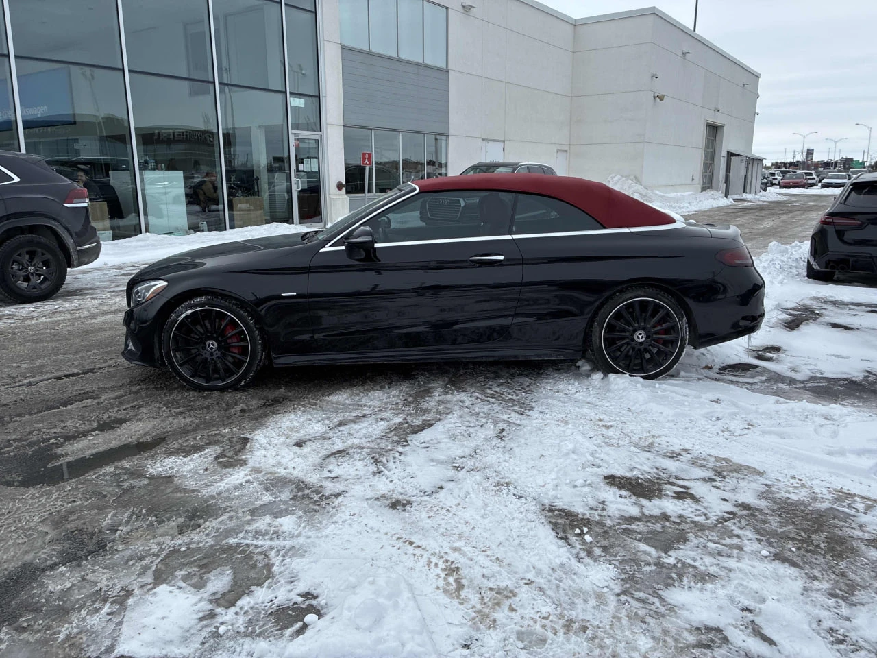 Mercedes-Benz C 300 * 4-MATIC* 360 КАМЕРА* ПОДГРЕВ/ОБДУХВАНЕ* , снимка 3 - Автомобили и джипове - 53983147