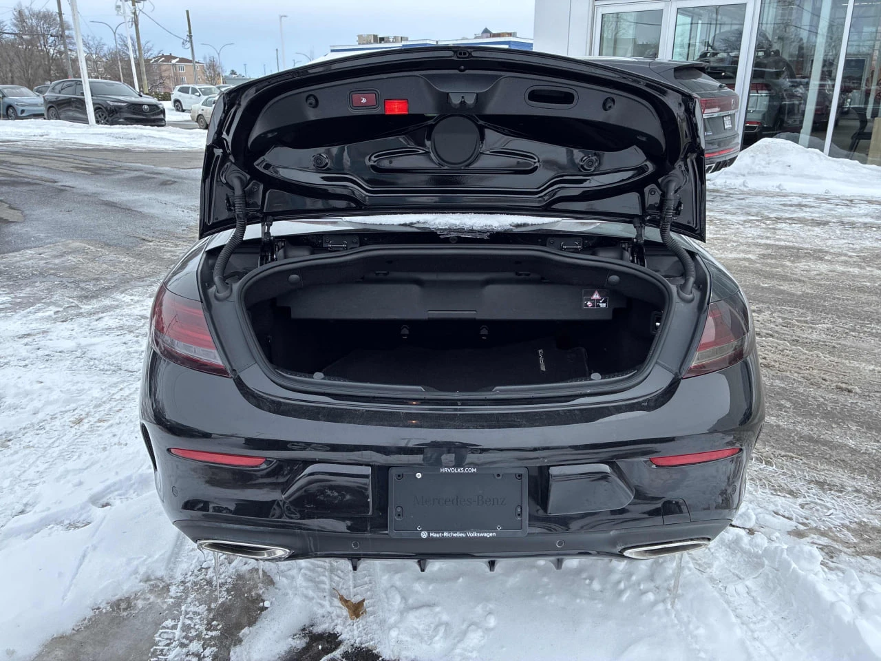 Mercedes-Benz C 300 * 4-MATIC* 360 КАМЕРА* ПОДГРЕВ/ОБДУХВАНЕ* , снимка 13 - Автомобили и джипове - 53983147