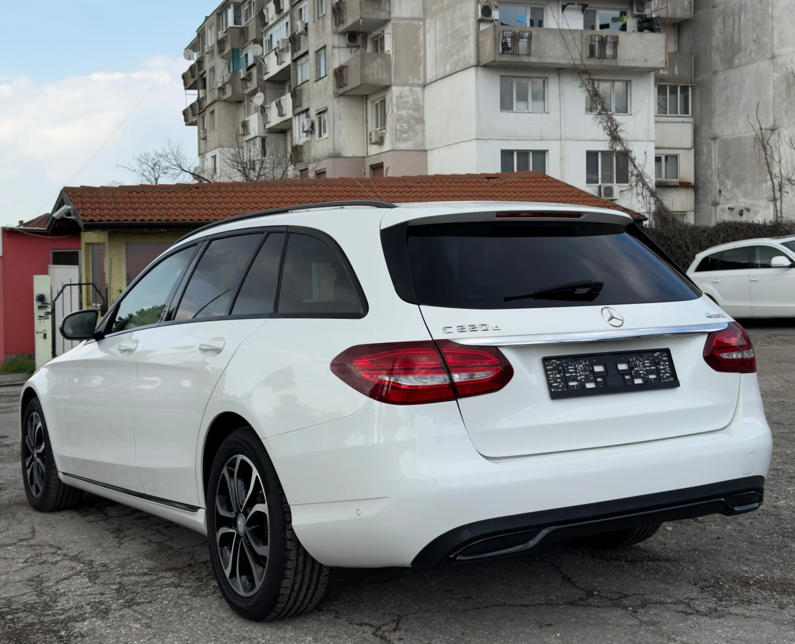 Mercedes-Benz C 220 CDI* 4MATIC* NAVI* LED* CAMERA | Mobile.bg � ����������� 7