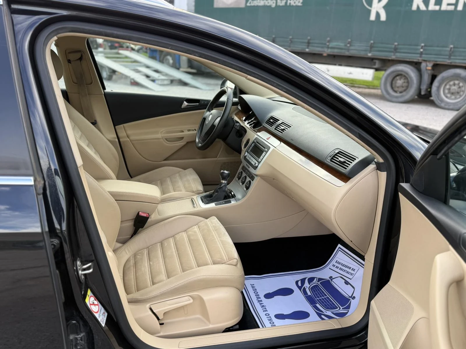 VW Passat 2.0 tdi HIGHLINE , снимка 14 - Автомобили и джипове - 54127494