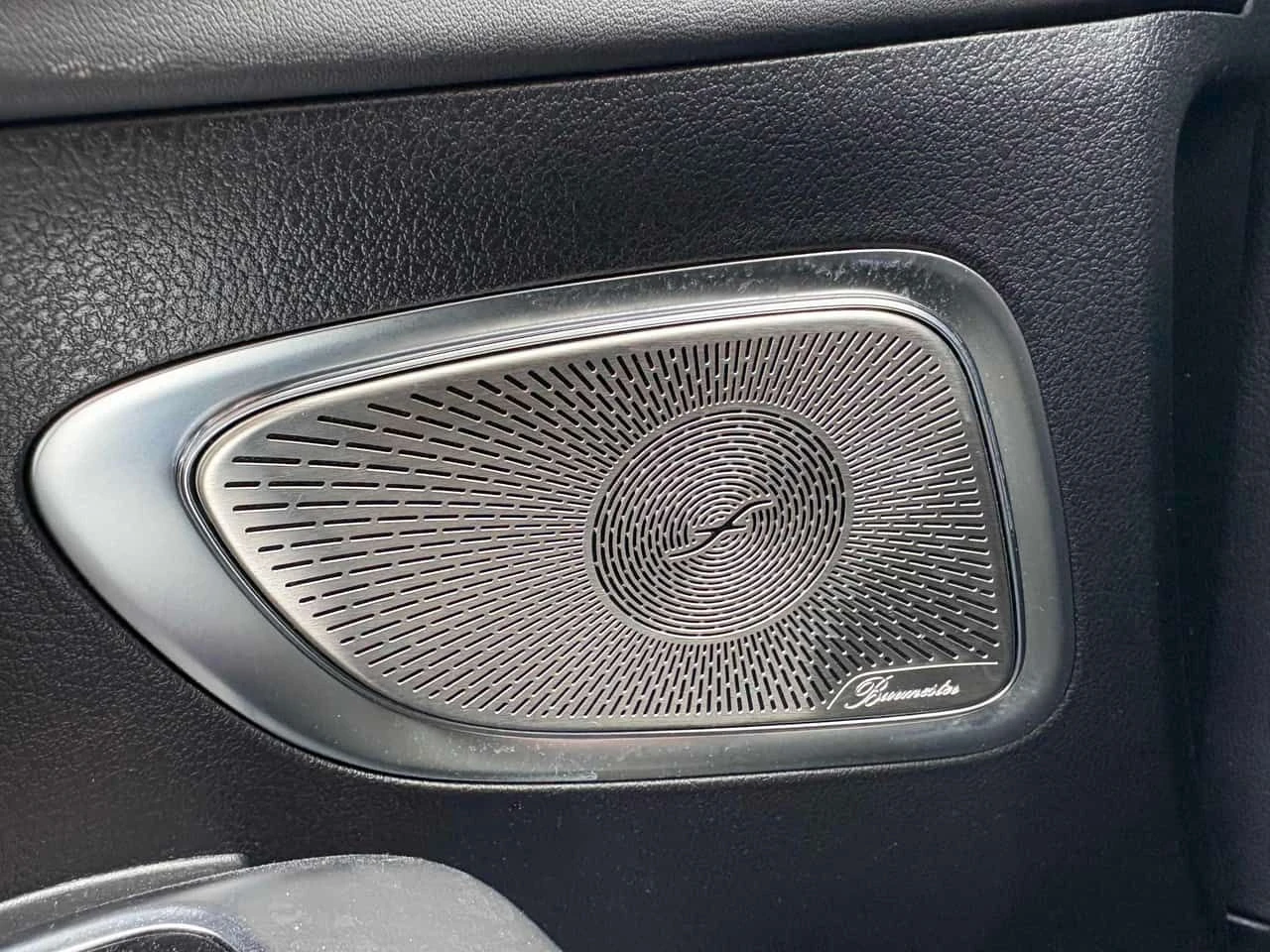 Mercedes-Benz C 43 AMG * КОМПЛЕКТ ГУМИ * BURMESTER * 360 * HUD, снимка 15 - Автомобили и джипове - 54184702