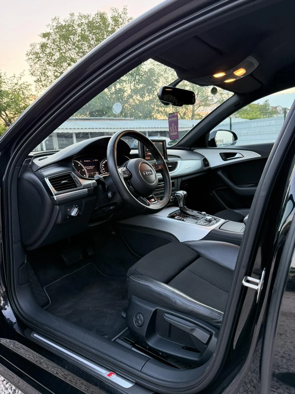 Audi A6 3.0 TDI 204hp Full S-Line Shadow Line, снимка 8 - Автомобили и джипове - 54491638