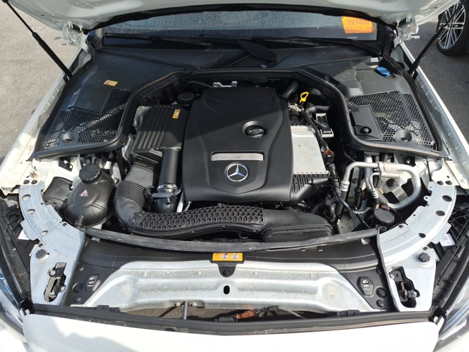 Mercedes-Benz C 300 AWD * АвтоКредит* (ЦЕНА ДО БГ), снимка 14 - Автомобили и джипове - 54528473