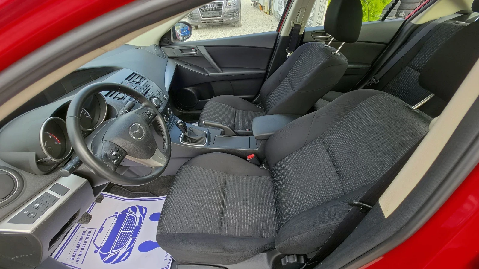 Mazda 3 1.6 HDI 2013г. Топ състояние, снимка 9 - Автомобили и джипове - 55039131