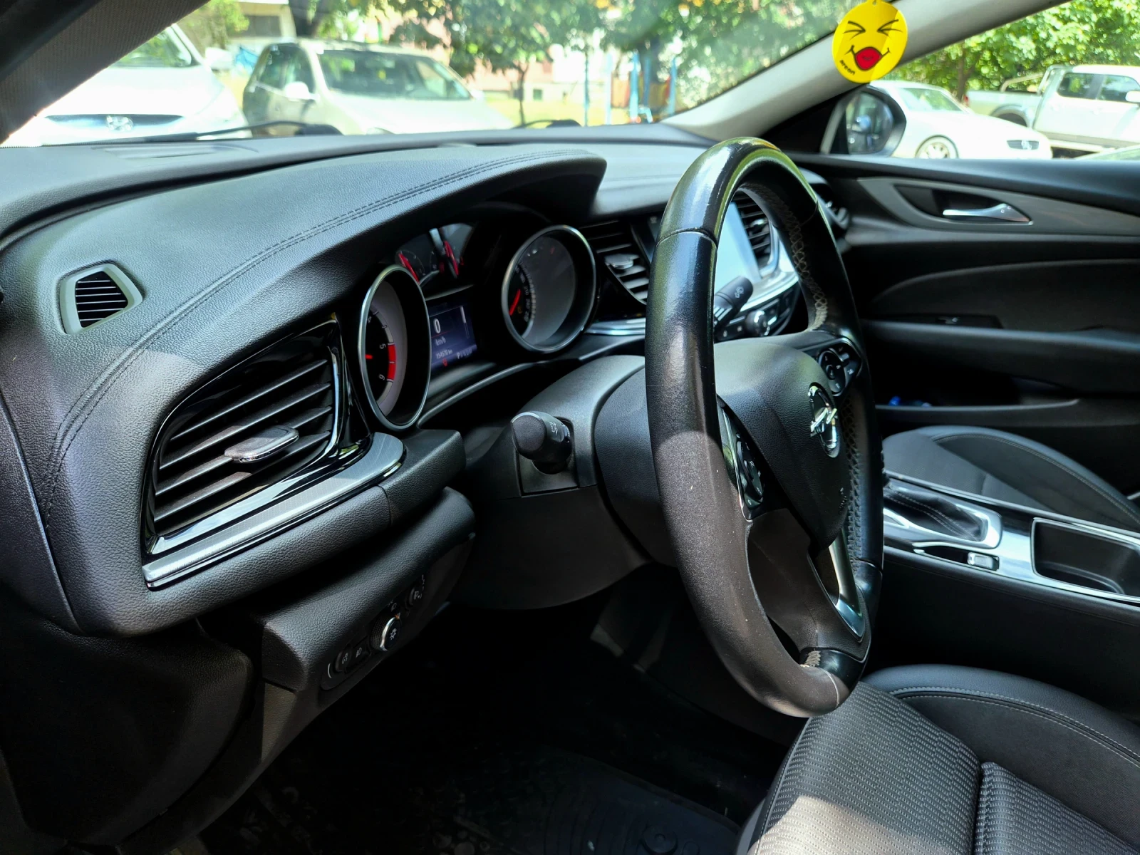 Opel Insignia Grand Sport, снимка 13 - Автомобили и джипове - 55146531