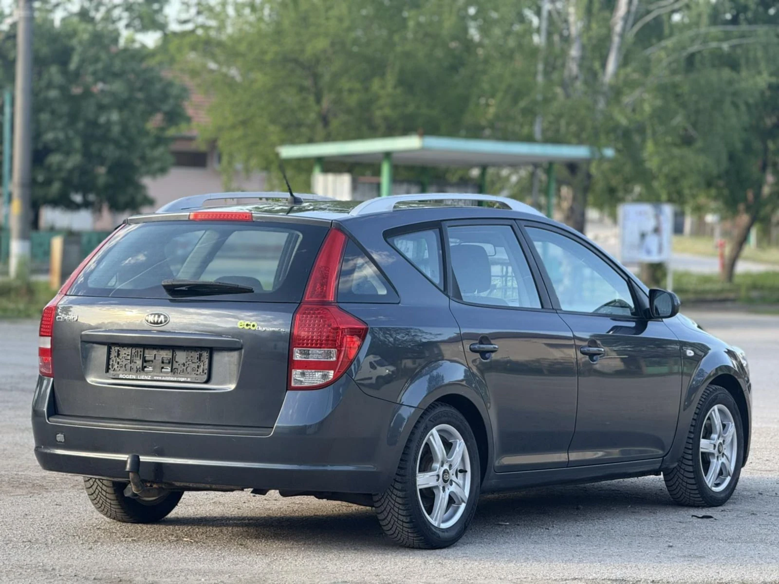 Kia Ceed 1 .6CRDI, снимка 4 - Автомобили и джипове - 55463118