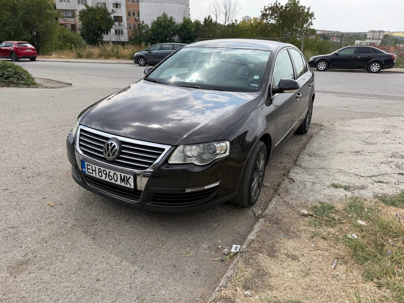 VW Passat Седан* Автоматик* Highline* Подгрев* , снимка 5 - Автомобили и джипове - 56028354